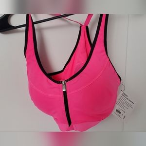 Victoria's Secret knock out front Closure sports bra.